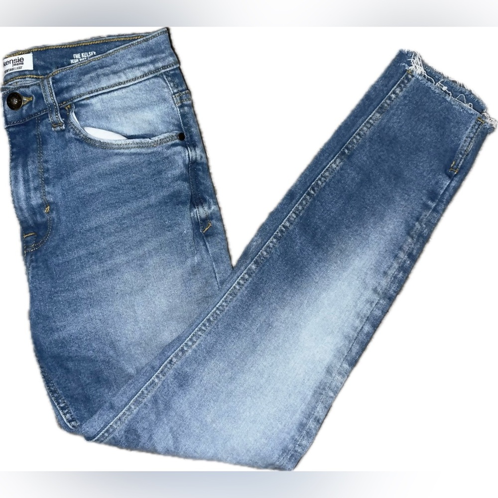 Kensie Blue Skinny Jeans with Vintage-Inspired Fading jr’s size 2